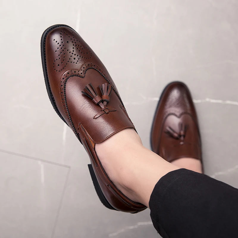 Beaumonts Loafers Brogue Style